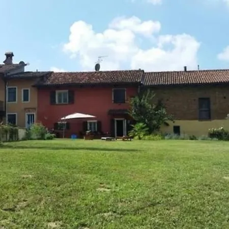 Ca Momplin Iii - Komfortable Erholung Pur In Den Weinbergen Des Roero *