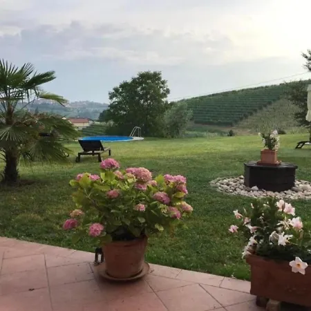Ca Momplin Iii - Komfortable Erholung Pur In Den Weinbergen Des Roero Дом отдыха *
